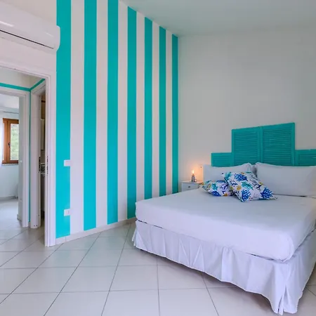Casa Pintada Porto Pino, 500 Mt To Southsardiniaholidays 포르토 피노