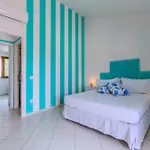 Casa Pintada Porto Pino, 500 Mt To Southsardiniaholidays 포르토 피노