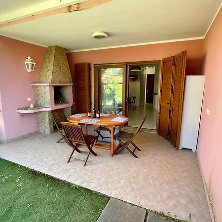 Casa Pintada Porto Pino, 500 Mt To Southsardiniaholidays * ポルト・ピノ