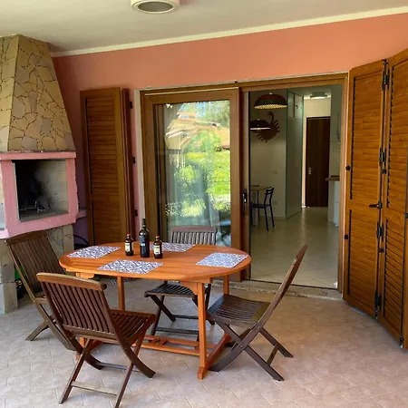 Casa Pintada Porto Pino, 500 Mt To Southsardiniaholidays 別荘