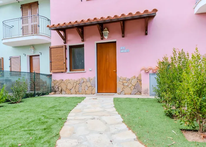 Casa Pintada Porto Pino, 500 Mt To Southsardiniaholidays Tatil Evi *